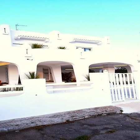 B&B Valentino Luxury Rooms By Salentolimit Porto Cesareo Exterior foto