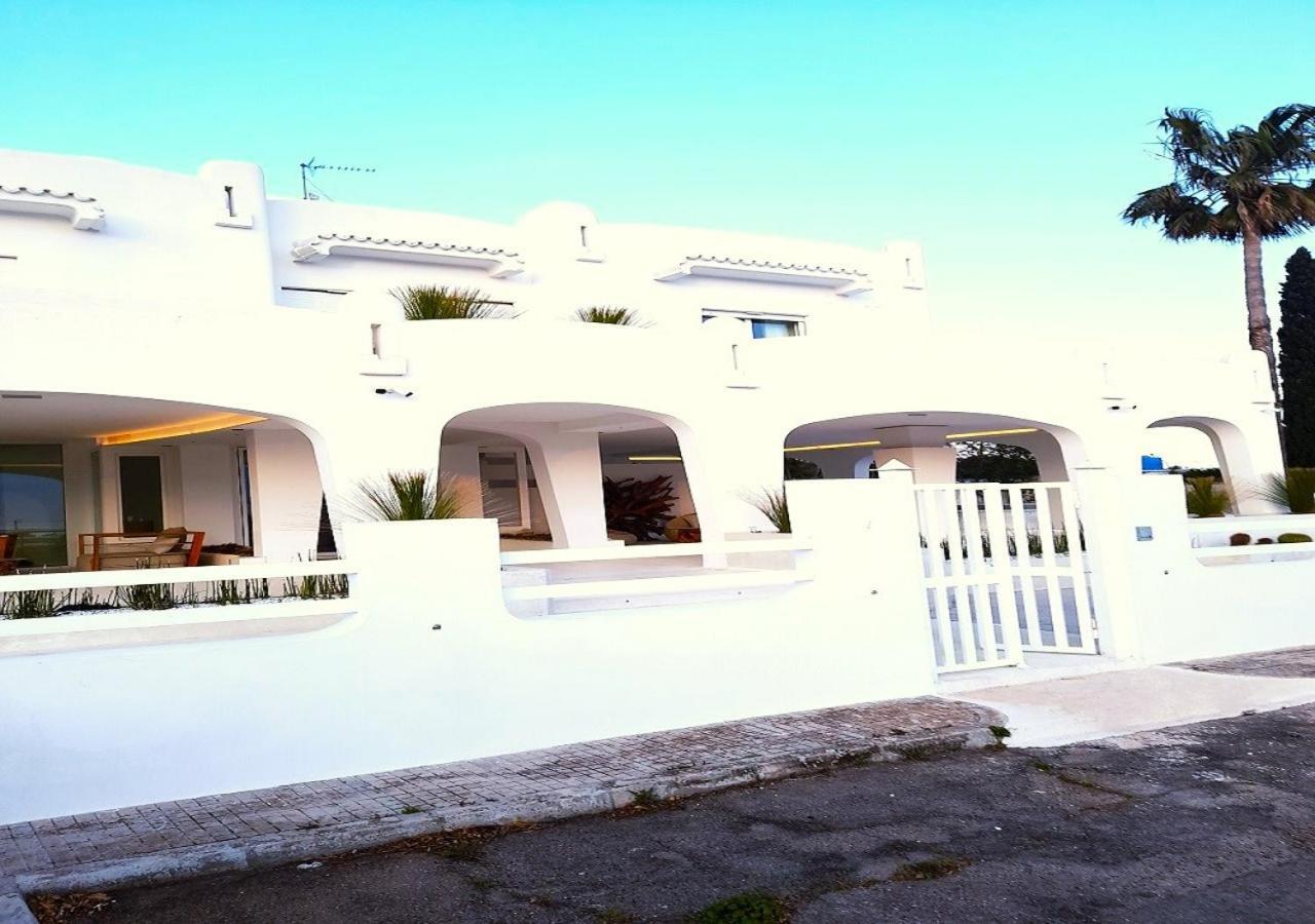 B&B Valentino Luxury Rooms By Salentolimit Porto Cesareo Exterior foto